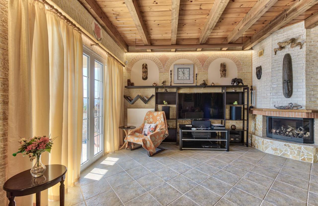 Green Boat Apartment Akrotiri  外观 照片