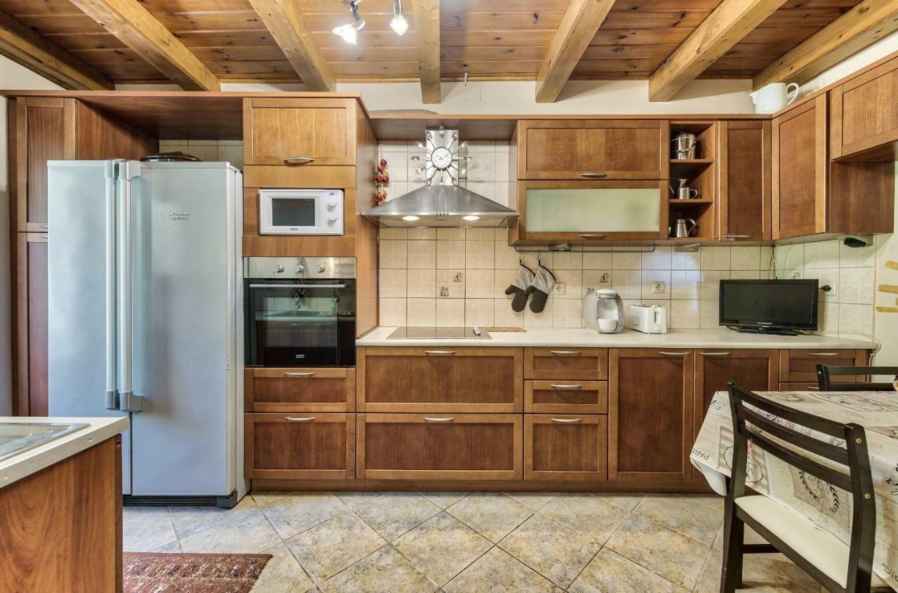Green Boat Apartment Akrotiri  外观 照片